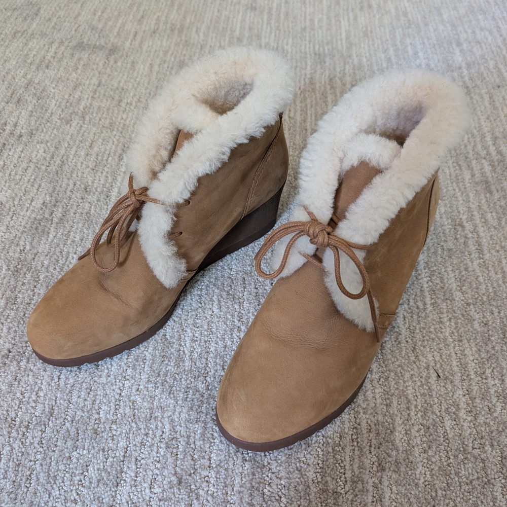 Women's Tan Shearling Ankle Boots